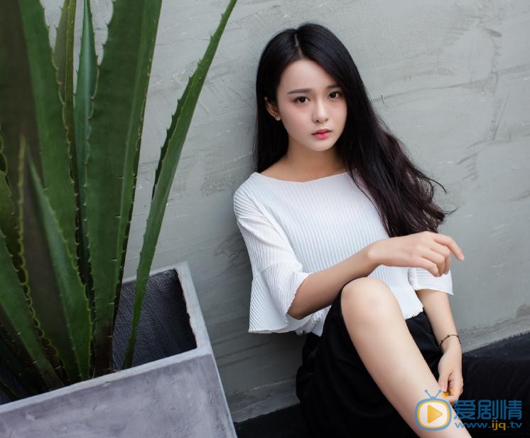 杨馥羽秋色写真 杨馥羽高清写真_杨馥羽高清剧照