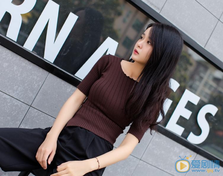 杨馥羽秋色写真 杨馥羽高清写真_杨馥羽高清剧照