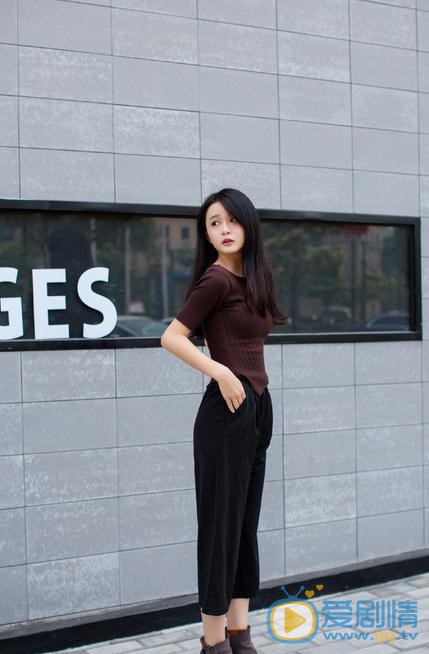 杨馥羽秋色写真 杨馥羽高清写真_杨馥羽高清剧照