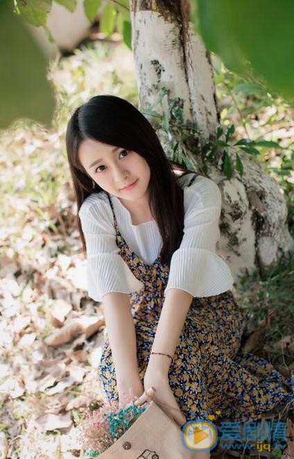 杨馥羽秋色写真 杨馥羽高清写真_杨馥羽高清剧照