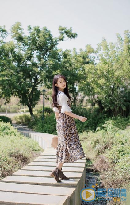 杨馥羽秋色写真 杨馥羽高清写真_杨馥羽高清剧照