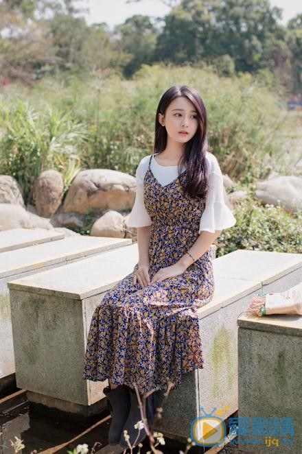 杨馥羽秋色写真 杨馥羽高清写真_杨馥羽高清剧照