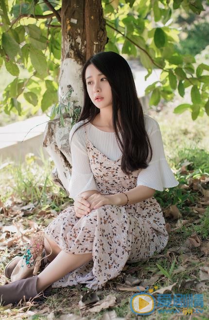 杨馥羽秋色写真 杨馥羽高清写真_杨馥羽高清剧照