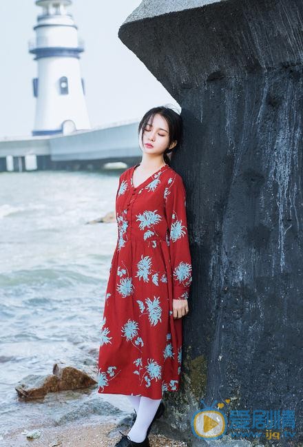 杨馥羽海边写真 杨馥羽高清写真_杨馥羽高清剧照