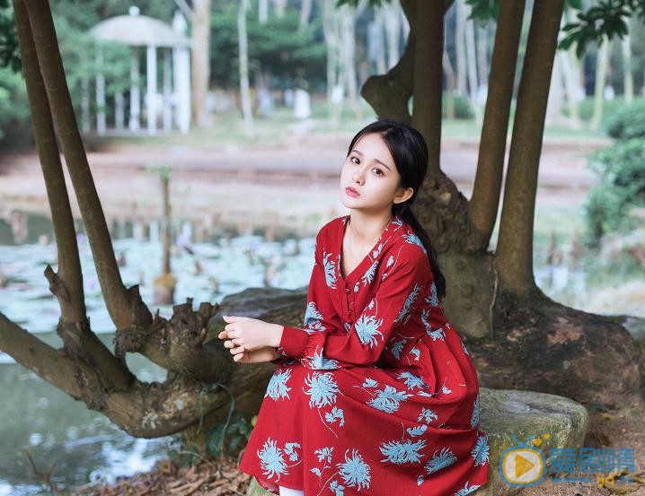 杨馥羽海边写真 杨馥羽高清写真_杨馥羽高清剧照