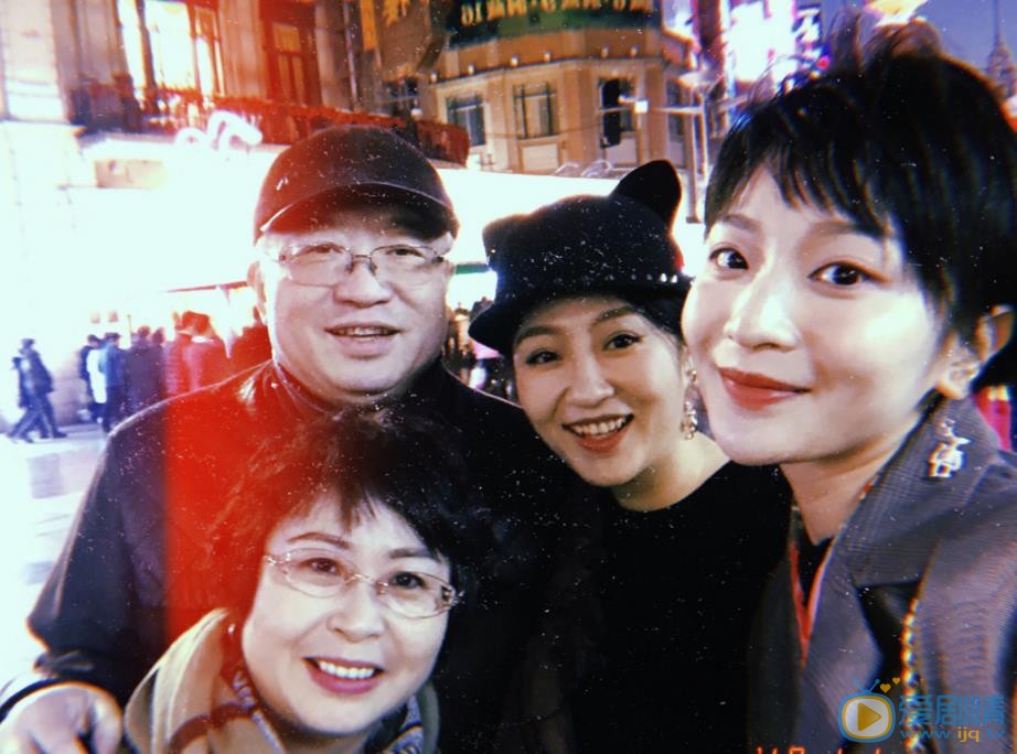 史策家人合照 史策高清写真_史策高清剧照