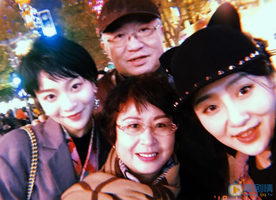 史策家人合照 史策高清写真_史策高清剧照