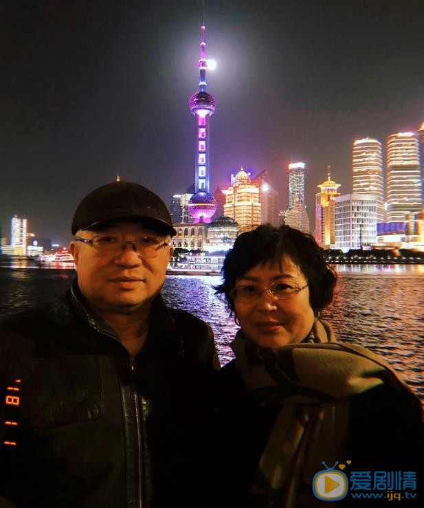 史策家人合照 史策高清写真_史策高清剧照