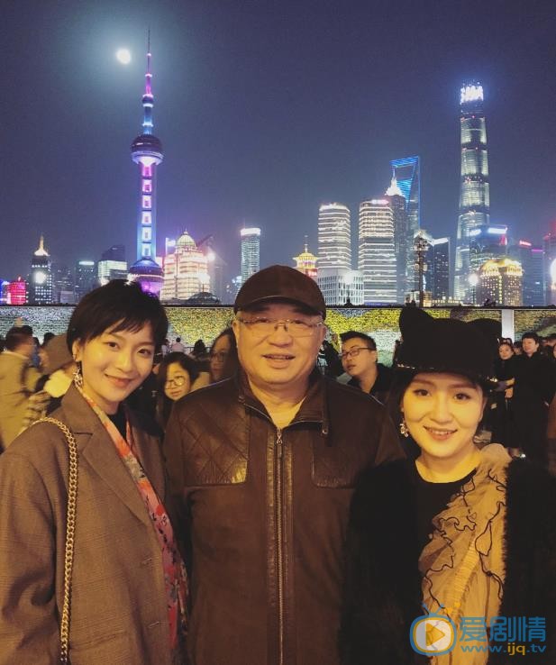 史策家人合照 史策高清写真_史策高清剧照
