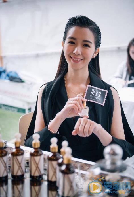 麦明诗现场照 麦明诗高清写真_麦明诗高清剧照