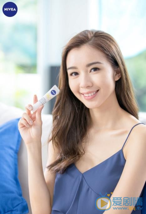 麦明诗广告代言照