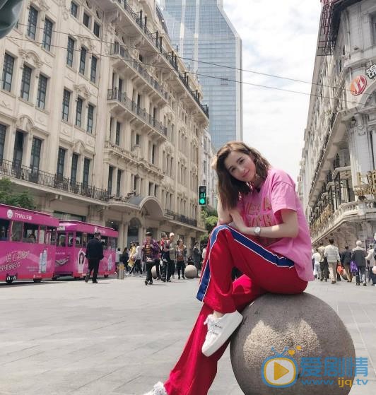 沈卓盈街拍写真 沈卓盈高清写真_沈卓盈高清剧照