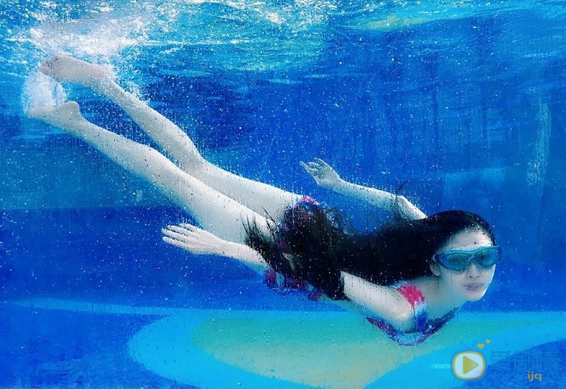 康可人旅游照 康可人高清写真_康可人高清剧照