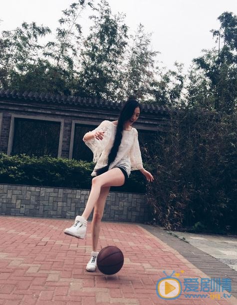 康可人旅游照 康可人高清写真_康可人高清剧照