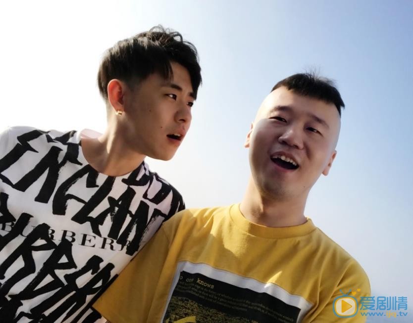 张云雷生活照 张云雷高清写真_张云雷高清剧照