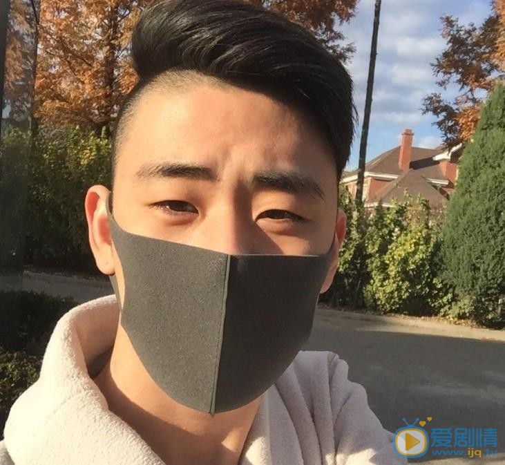 张云雷生活照 张云雷高清写真_张云雷高清剧照