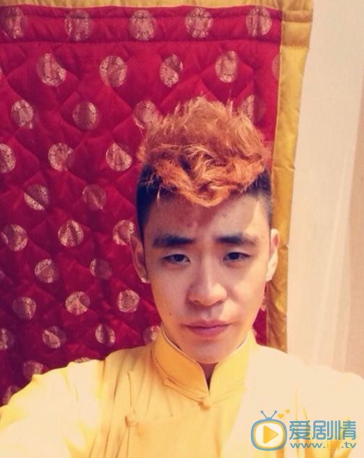 张云雷非主流 张云雷高清写真_张云雷高清剧照