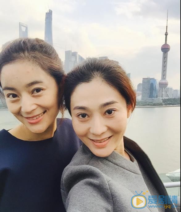 马以朋友合照 马以高清写真_马以高清剧照