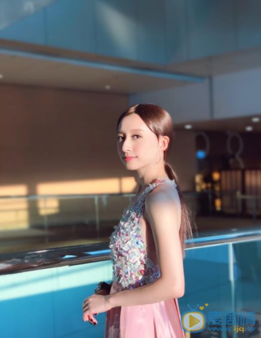 龚嘉欣气质写真 龚嘉欣高清写真_龚嘉欣高清剧照