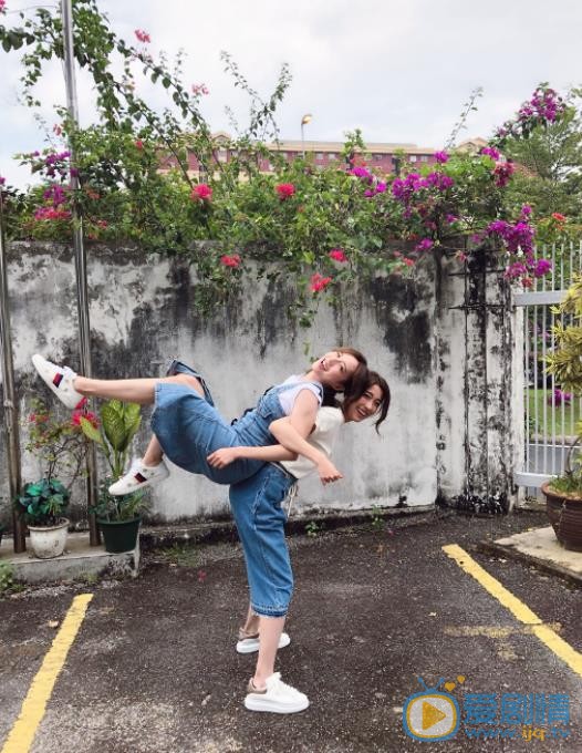 龚嘉欣与他人合照 龚嘉欣高清写真_龚嘉欣高清剧照