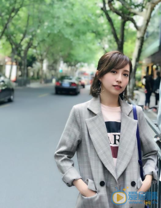 龚嘉欣街拍写真 龚嘉欣高清写真_龚嘉欣高清剧照