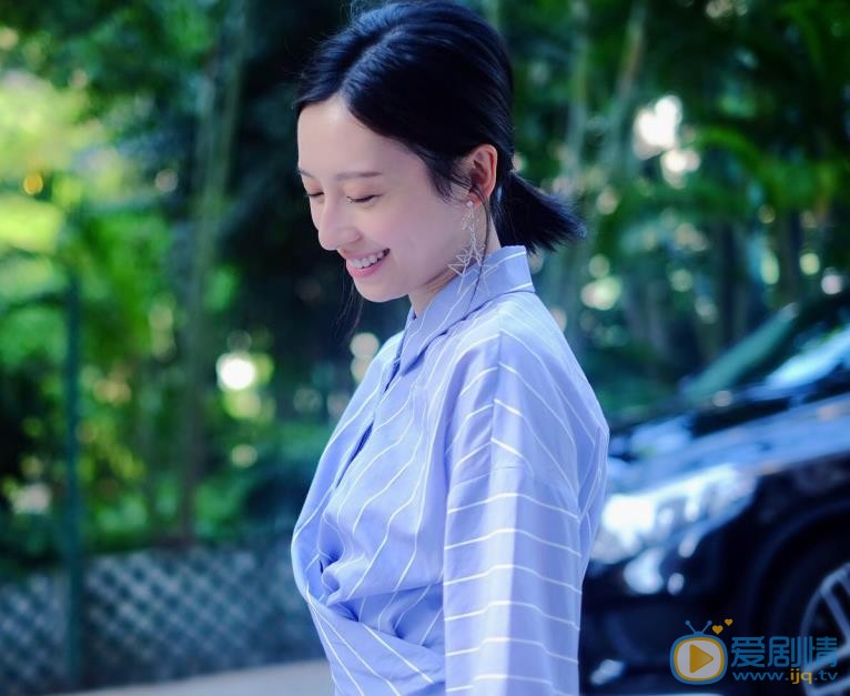龚嘉欣街拍写真 龚嘉欣高清写真_龚嘉欣高清剧照