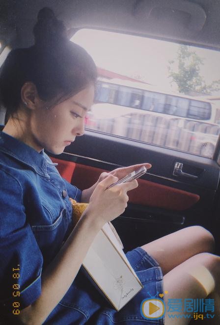 王艺甜牛仔写真 王艺甜高清写真_王艺甜高清剧照