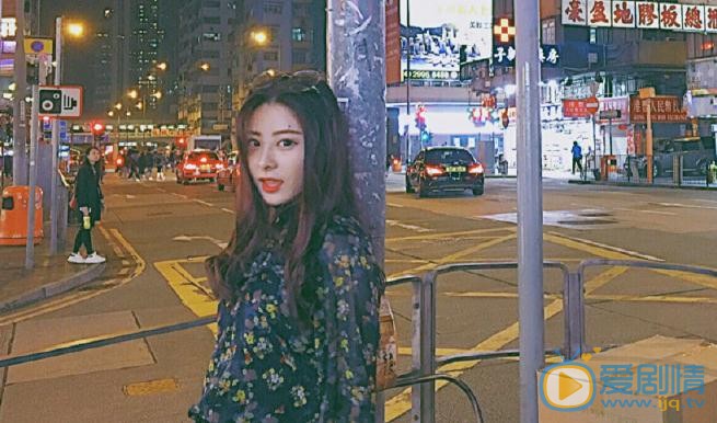 王艺甜街拍写真 王艺甜高清写真_王艺甜高清剧照