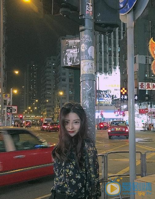 王艺甜街拍写真 王艺甜高清写真_王艺甜高清剧照