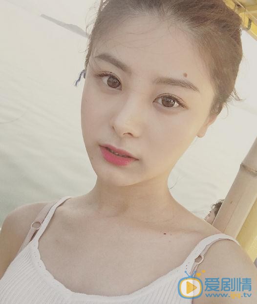 王艺甜夏日写真 王艺甜高清写真_王艺甜高清剧照