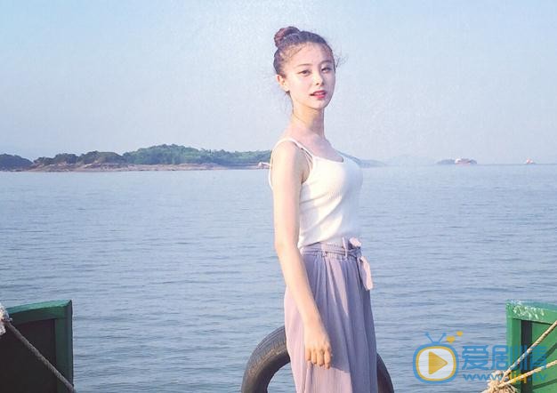 王艺甜夏日写真 王艺甜高清写真_王艺甜高清剧照