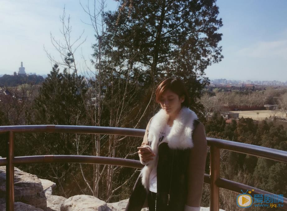 贺丹丹户外旅行照 贺丹丹高清写真_贺丹丹高清剧照