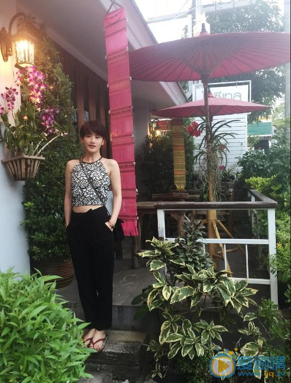 贺丹丹户外旅行照 贺丹丹高清写真_贺丹丹高清剧照