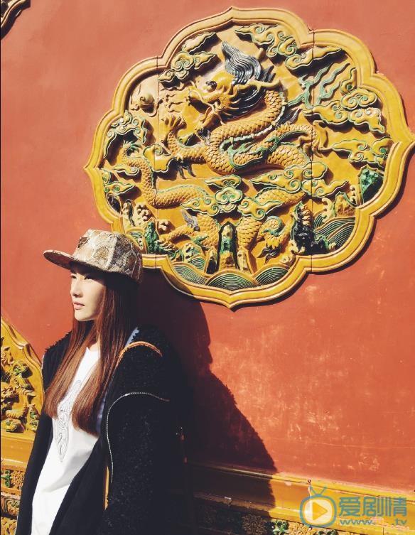 贺丹丹户外旅行照 贺丹丹高清写真_贺丹丹高清剧照