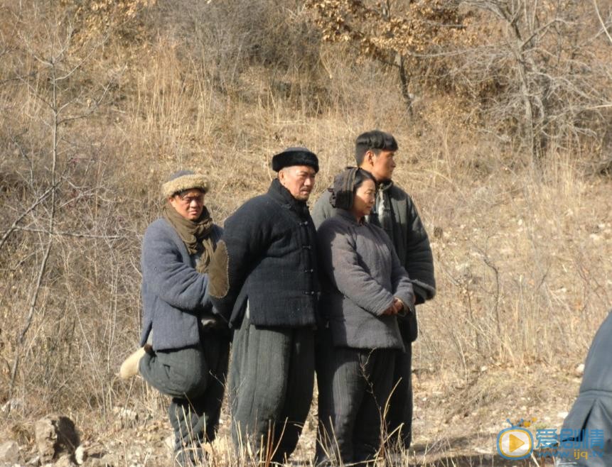 萨日娜《中国地》剧照 萨日娜高清写真_萨日娜高清剧照