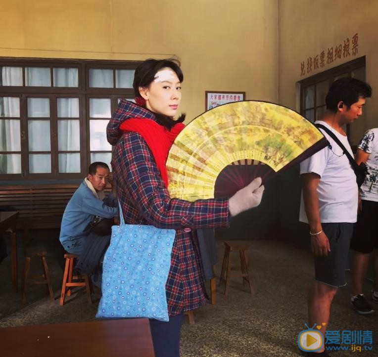 张雅蓓片场照 张雅蓓高清写真_张雅蓓高清剧照