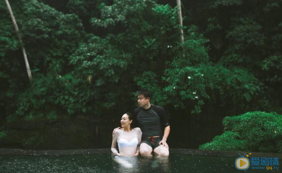 张雅蓓夫妻同框照 张雅蓓高清写真_张雅蓓高清剧照