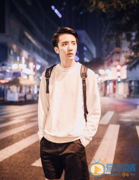 谷蓝帝霓光写真 谷蓝帝高清写真_谷蓝帝高清剧照