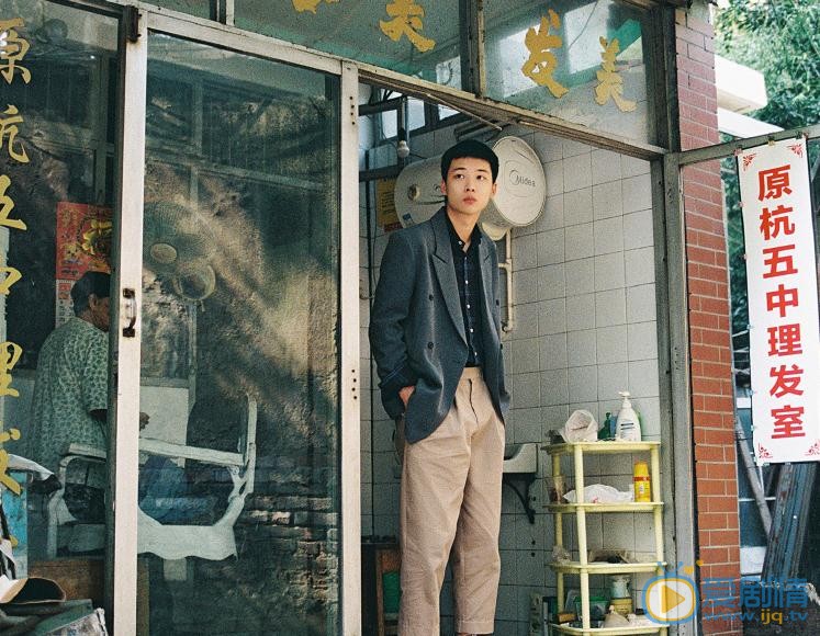 吴泽林街道写真 吴泽林高清写真_吴泽林高清剧照