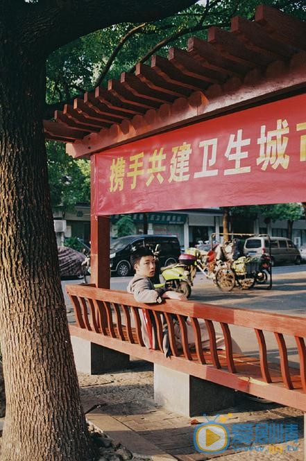吴泽林街道写真 吴泽林高清写真_吴泽林高清剧照