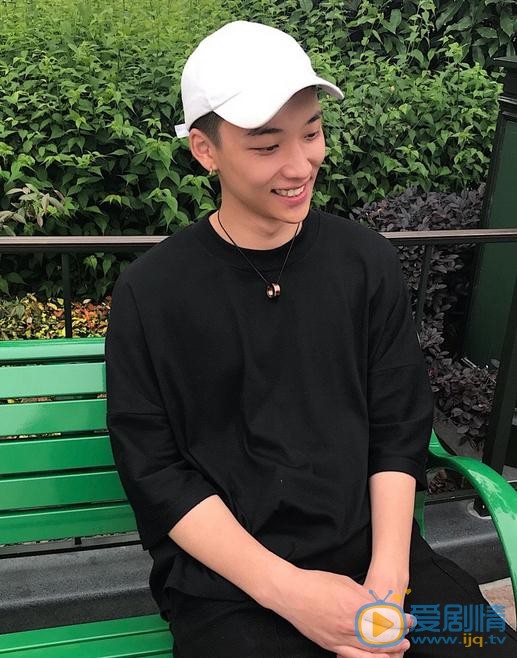 吴泽林生活照 吴泽林高清写真_吴泽林高清剧照