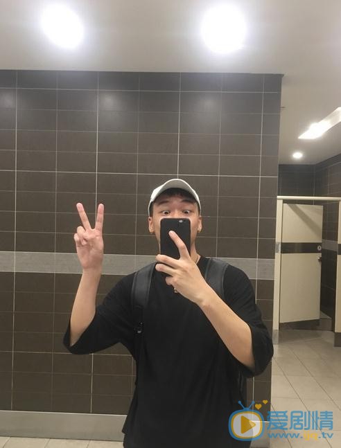吴泽林生活照 吴泽林高清写真_吴泽林高清剧照
