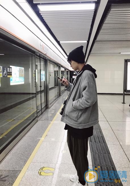 吴泽林生活照 吴泽林高清写真_吴泽林高清剧照