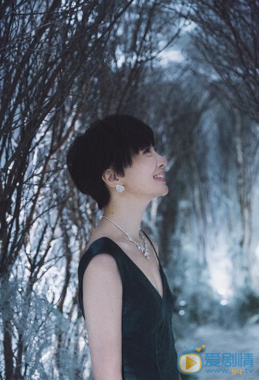 吴岱凝出席活动照 吴岱凝高清写真_吴岱凝高清剧照