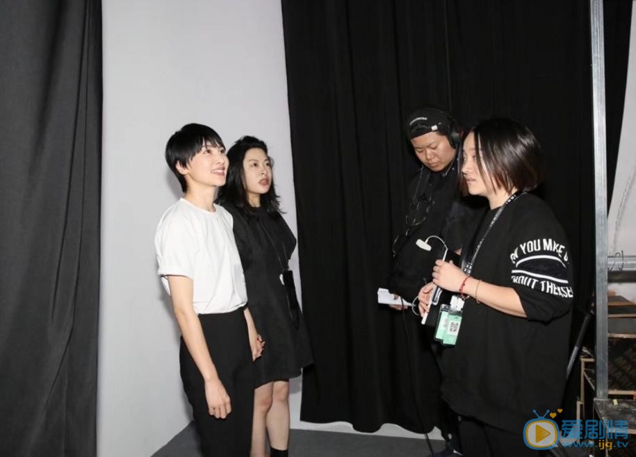 吴岱凝出席活动照 吴岱凝高清写真_吴岱凝高清剧照