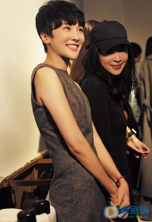 吴岱凝出席活动照 吴岱凝高清写真_吴岱凝高清剧照