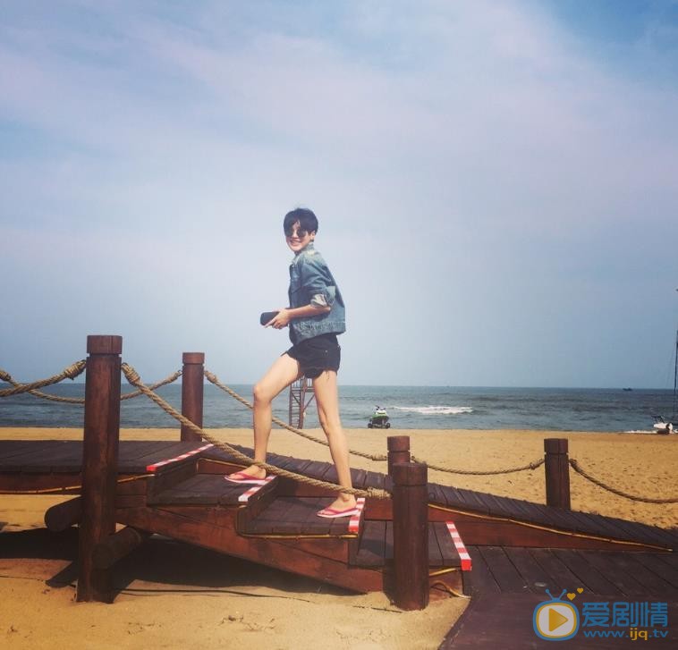 吴岱凝个性写真 吴岱凝高清写真_吴岱凝高清剧照