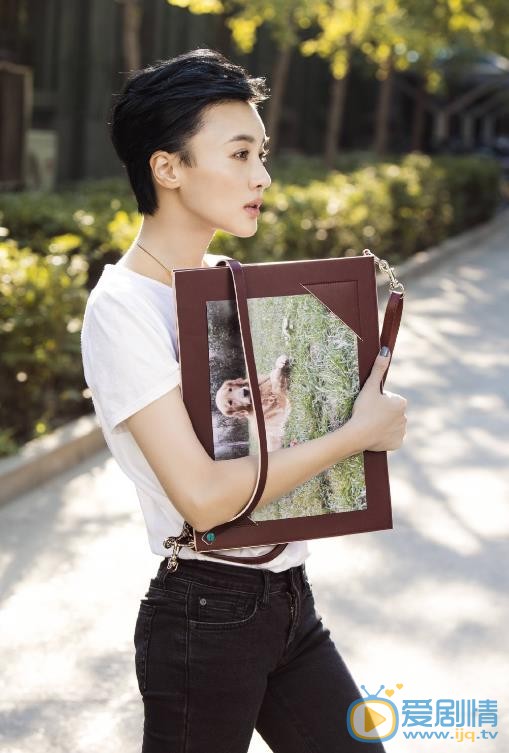 吴岱凝靓丽街拍 吴岱凝高清写真_吴岱凝高清剧照
