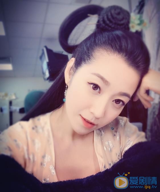 陈自瑶自拍照 陈自瑶高清写真_陈自瑶高清剧照