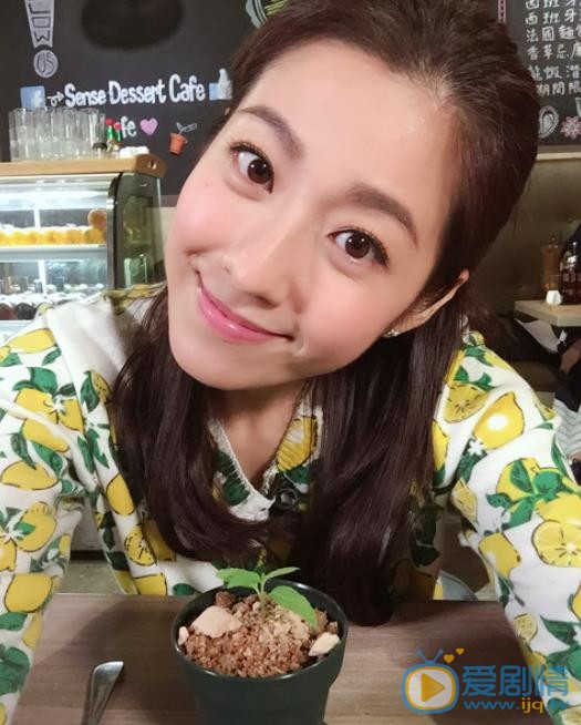 陈自瑶自拍照 陈自瑶高清写真_陈自瑶高清剧照